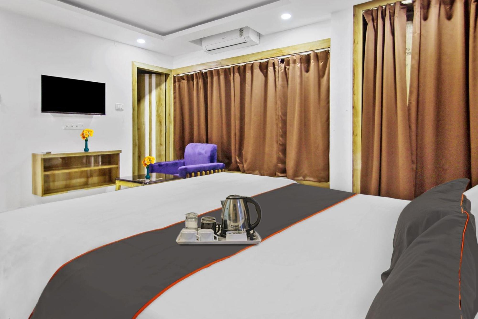 Capital O The Jumar Hotel Silwai Bagian luar foto