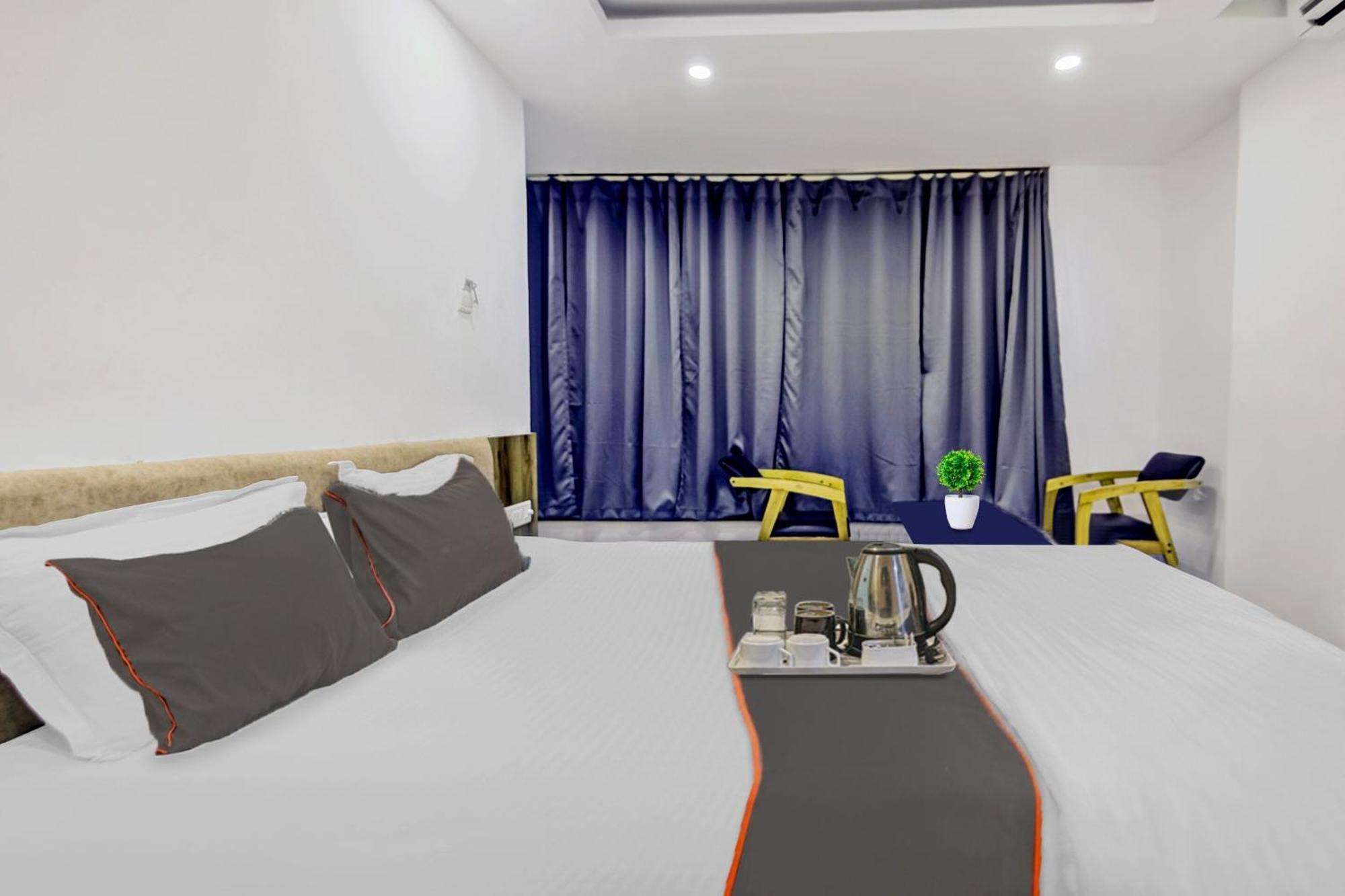 Capital O The Jumar Hotel Silwai Bagian luar foto